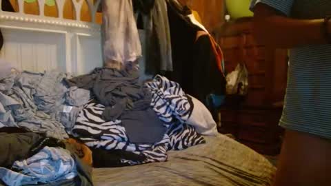 Snapshot of sirchrisx9 chatting on 01.10.25 SirChrisx9 online show from 01.10.25