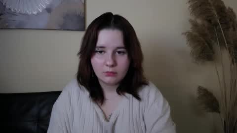 Snapshot of siren_dahlia_ chatting on 11.15.25 Mina online show from 11.15.25