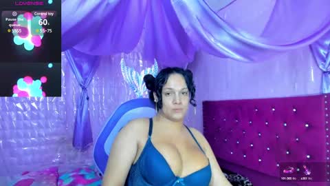 Sirena Fuentes online show from 12.17.24