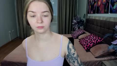 SirenaBloom online show from 05.11.26