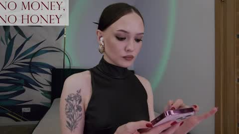 Goddess Sirena online show from 05.24.26