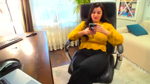 Snapshot of siriamasha chatting on 12.03.24 Amasha11 online show from 12.03.24