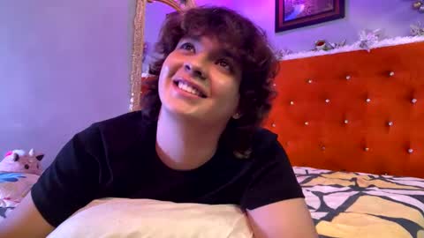 Snapshot of sirius_angels chatting on 12.05.24 Sirius angels online show from 12.05.24