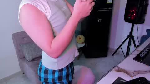 Snapshot of sirius_angels chatting on 12.15.25 Sirius angels online show from 12.15.25