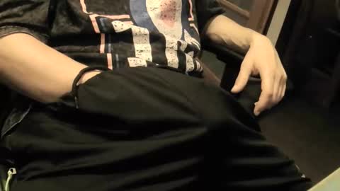 Snapshot of siriusobjt chatting on 12.15.25 siriusobjt online show from 12.15.25