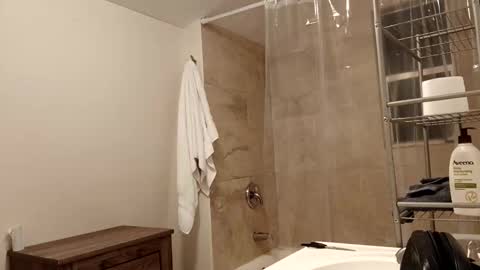 Snapshot of sirrodsalot chatting on 11.24.25 sirrodsalot online show from 11.24.25