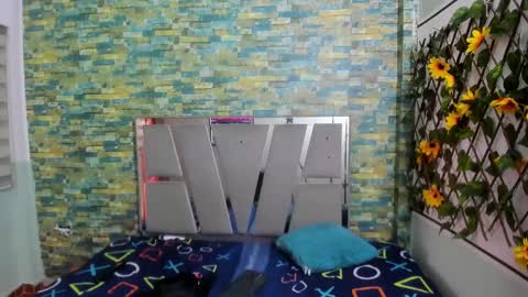 Snapshot of sirryant chatting on 02.05.25 SIR RYANT online show from 02.05.25