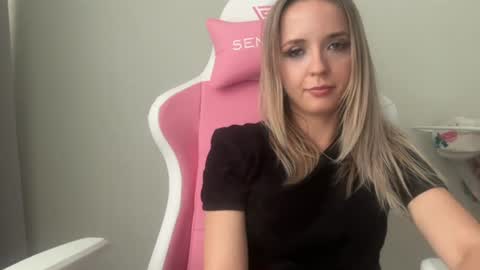 Sisi Bunny online show from 06.11.26