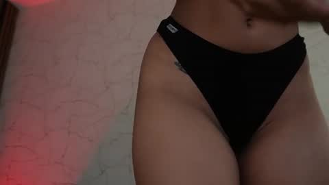 Snapshot of sisi_von_dee chatting on 07.04.26 Dee online show from 07.04.26