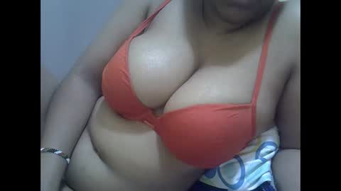 Snapshot of sisibrown97 chatting on 11.02.25 brown online show from 11.02.25