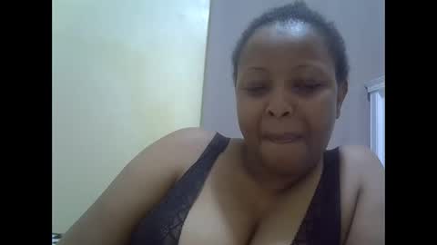 Snapshot of sisibrown97 chatting on 05.30.26 brown online show from 05.30.26