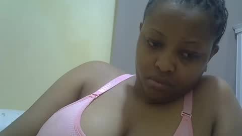 Snapshot of sisibrown97 chatting on 06.14.26 brown online show from 06.14.26
