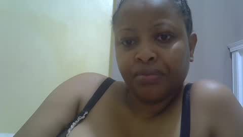 Snapshot of sisibrown97 chatting on 06.15.26 brown online show from 06.15.26