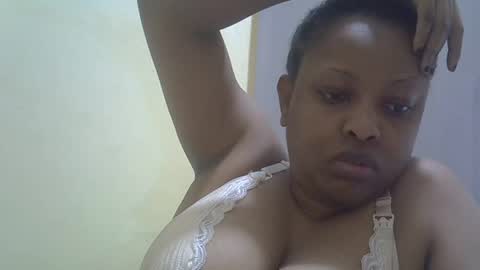 Snapshot of sisibrown97 chatting on 07.19.26 brown online show from 07.19.26