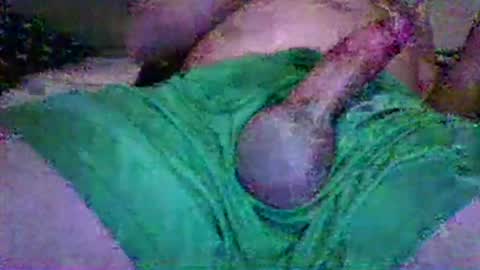 Snapshot of sisinyedz0000 chatting on 12.17.25 sisinyedz0000 online show from 12.17.25