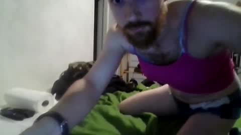 Snapshot of sissiebeard chatting on 09.16.25 sissiebeard online show from 09.16.25