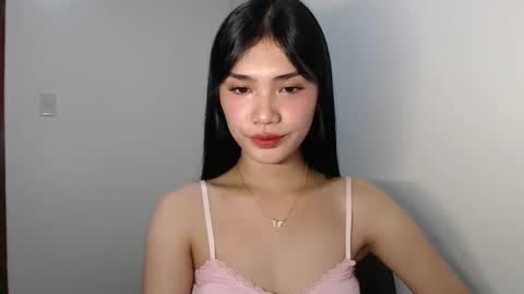 Snapshot of sissy_aljane chatting on 11.30.25 Aljane online show from 11.30.25