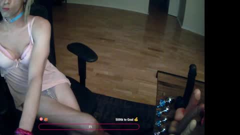 Snapshot of sissy_alyssa chatting on 09.19.25 Sissy whore online show from 09.19.25