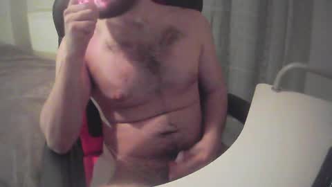 Snapshot of sissy_bear_ chatting on 03.10.26 sissy_bear_ online show from 03.10.26