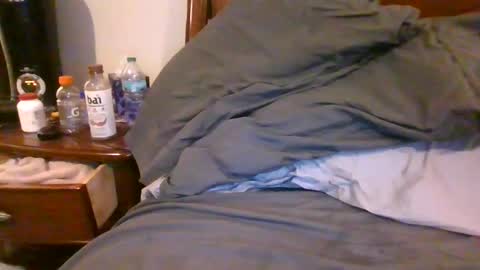 wants to suck cock online show from 02.24.26