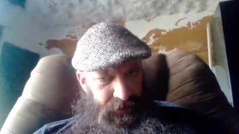 sitonmybeardxxx online show from 06.12.26