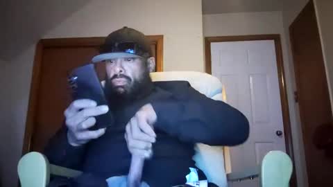 Snapshot of six_23 chatting on 09.27.25 Sixxx online show from 09.27.25