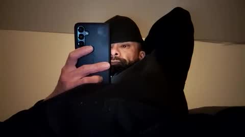 Snapshot of six_23 chatting on 11.23.25 Sixxx online show from 11.23.25