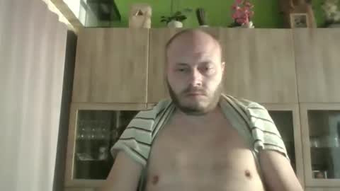 Snapshot of sixten113 chatting on 04.27.26 sixten113 online show from 04.27.26