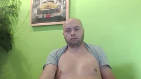 Snapshot of sixten19795 chatting on 09.10.25 sixten19795 online show from 09.10.25