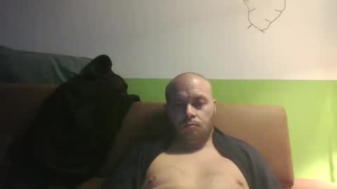 Snapshot of sixten19795 chatting on 11.14.25 sixten19795 online show from 11.14.25