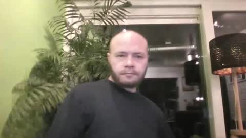 Snapshot of sixten19795 chatting on 12.15.25 sixten19795 online show from 12.15.25