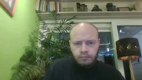 Snapshot of sixten19795 chatting on 12.18.25 sixten19795 online show from 12.18.25