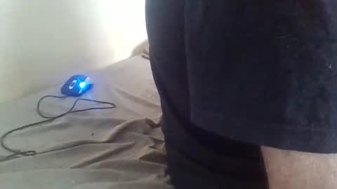 Snapshot of sizemick_u235 chatting on 10.10.25 Mickey B online show from 10.10.25