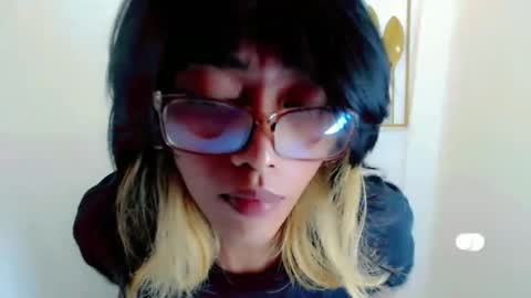 Snapshot of sizka_ford chatting on 09.15.25 Sizka online show from 09.15.25