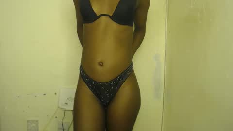sizzly_ass online show from 04.15.26