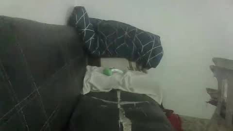 Snapshot of skanky_little_dolls chatting on 09.14.25 skanky_little_dolls online show from 09.14.25