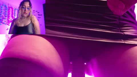 Snapshot of skarleth_diaz chatting on 09.09.25 SKARLETH online show from 09.09.25