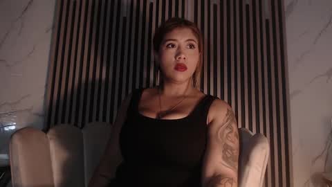 Skarleth villa online show from 10.12.25