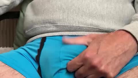 Snapshot of skeet46 chatting on 10.28.25 skeet46 online show from 10.28.25