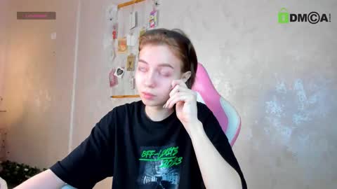 Emily online show from 11.21.25