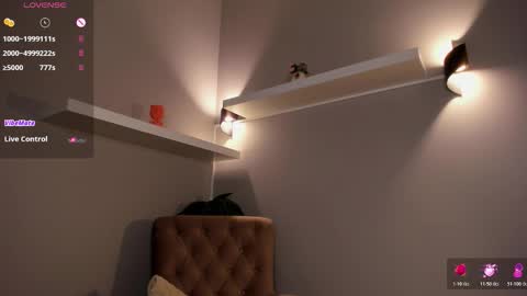 Snapshot of skinny_alice chatting on 03.06.26 Alice GMT 2 Mon Tues Thur Fri Sun 0300am-0900am online show from 03.06.26