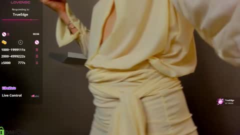 Snapshot of skinny_alice chatting on 03.07.26 Alice GMT 2 Mon Tues Thur Fri Sun 0300am-0900am online show from 03.07.26