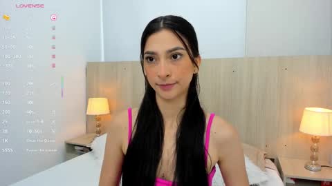 Snapshot of skinny_ariadna chatting on 10.14.25 Ariadna online show from 10.14.25