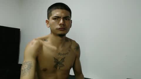 Snapshot of skinny_badboy chatting on 09.24.25 E R O S online show from 09.24.25
