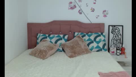 Snapshot of skinny_hailey1 chatting on 01.05.25 Hailey online show from 01.05.25