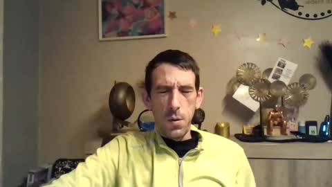 Snapshot of skinnybigcock2 chatting on 01.21.25 SkinnyBigCock2 online show from 01.21.25