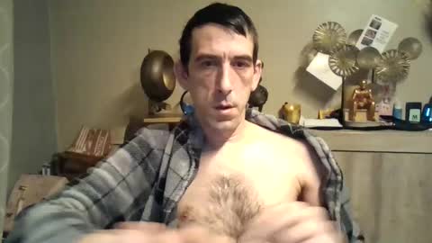 Snapshot of skinnybigcock2 chatting on 01.25.25 SkinnyBigCock2 online show from 01.25.25