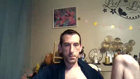 Snapshot of skinnybigcock2 chatting on 09.13.25 SkinnyBigCock2 online show from 09.13.25