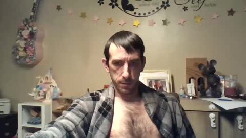 Snapshot of skinnybigcock2 chatting on 02.23.26 SkinnyBigCock2 online show from 02.23.26