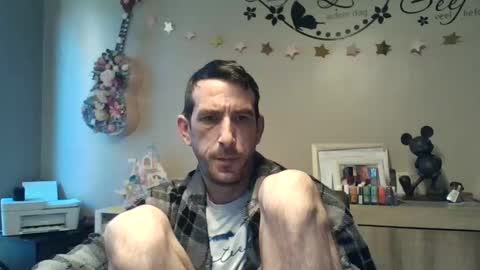 Snapshot of skinnybigcock2 chatting on 04.08.26 SkinnyBigCock2 online show from 04.08.26